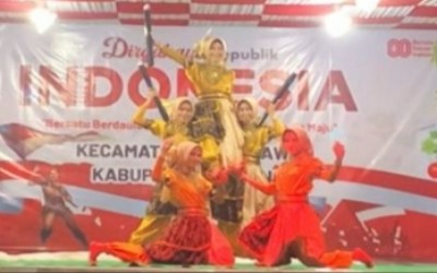 Luar biasa!! Massarigolla di Panggung HUT RI : Aroma Gula Merah dan Pesona Penari MAN 2 Soppeng bikin Baper Budaya